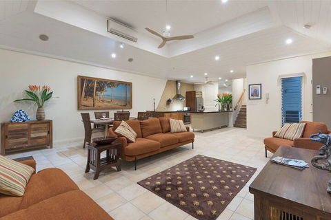 Latitude 16 On Grant St - Northern Rivers Accommodation 6