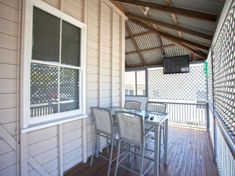 CBD Holiday Home - Northern Rivers Accommodation 3