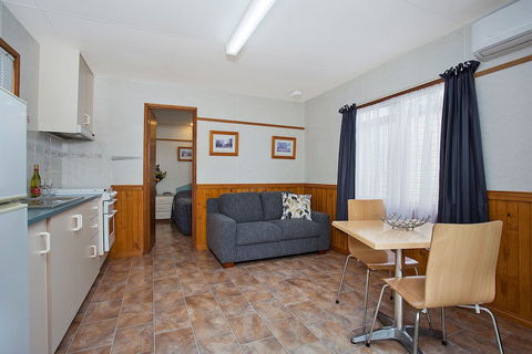 Lake Hamilton Motor Village & Caravan Park - Northern Rivers Accommodation 5