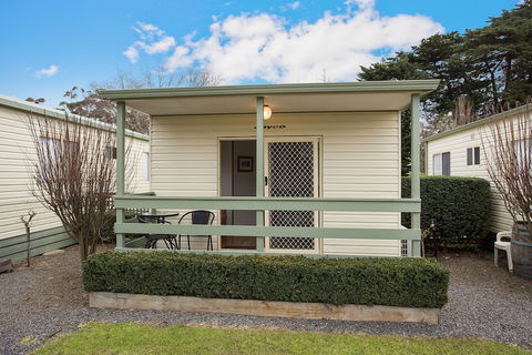Lake Hamilton Motor Village & Caravan Park - Northern Rivers Accommodation 1