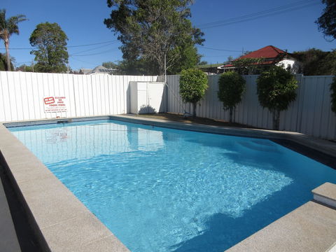 Riviera On Ruthven Motel - Northern Rivers Accommodation 0
