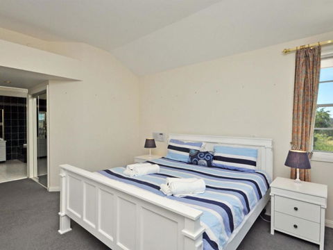 Beggars Bridge Vineyard Homestead W / Pool + Wifi + Tennis + Vineyard - Northern Rivers Accommodation 6