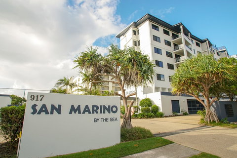 San Marino By The Sea Apartments - Northern Rivers Accommodation 1