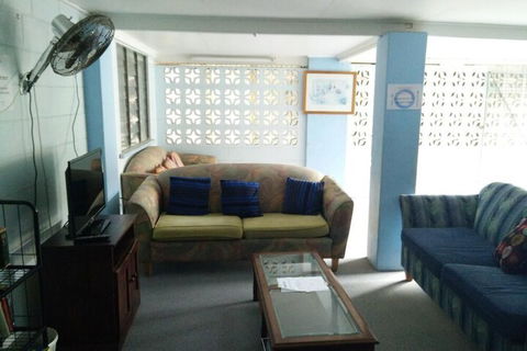 Cairns Girls Hostel - Northern Rivers Accommodation 3