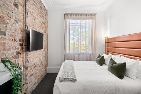 Grand Hotel Wyong - Northern Rivers Accommodation 3