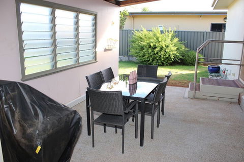 Indulge Homes - 77 Olive - Northern Rivers Accommodation 5
