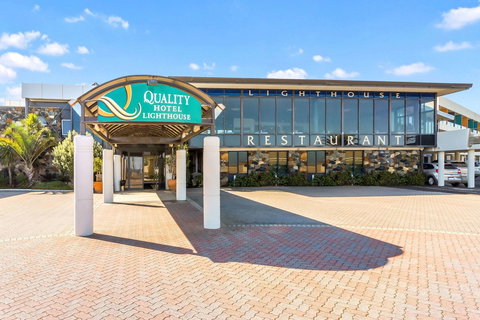 Quality Hotel Lighthouse - Northern Rivers Accommodation 1