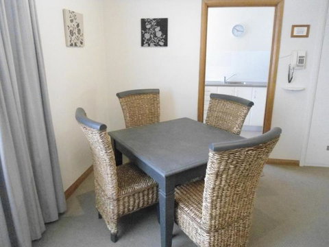 Ashwood Apartment Bellerive - Northern Rivers Accommodation 5