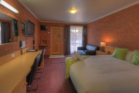 Pevensey Motor Lodge - Northern Rivers Accommodation 5