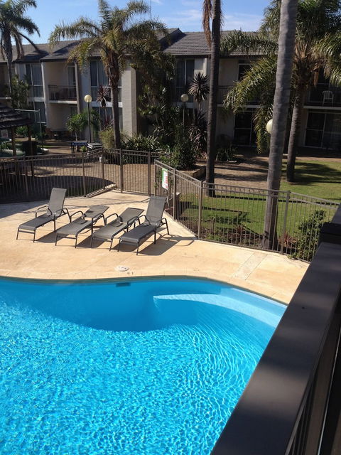 Mandurah Motel And Apartments - Northern Rivers Accommodation 0
