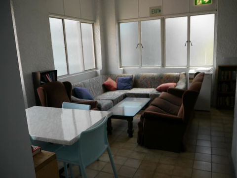 Acacia Inner City Inn - Northern Rivers Accommodation 1