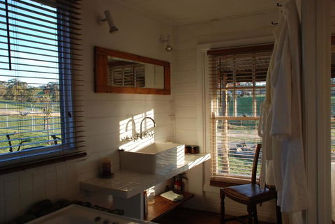 Mancuso Country Cottage Retreat - Northern Rivers Accommodation 3