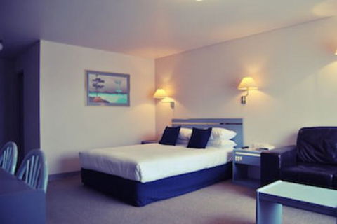 Sunrise Devonport - Northern Rivers Accommodation 0