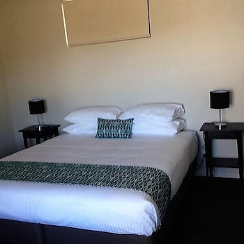 Neagles Retreat Villas - Northern Rivers Accommodation 0