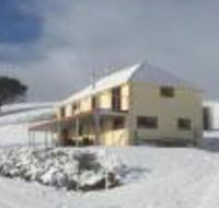 28 gates Luxury Farmstay  Fishery - Northern Rivers Accommodation