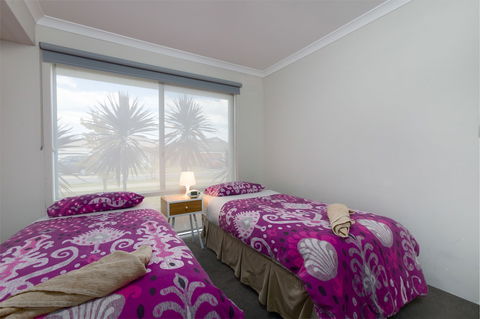 Rainbow Dream House PERTH Holiday Home - Northern Rivers Accommodation 4