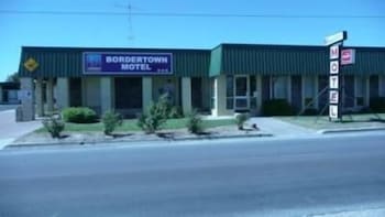 Bordertown Motel - Northern Rivers Accommodation 4
