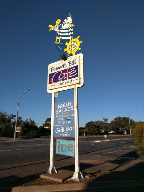 Barnacle Bill Family Seafood Restaurant - Northern Rivers Accommodation 3