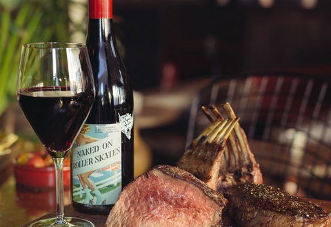 Rhonda's Bar - Northern Rivers Accommodation 9