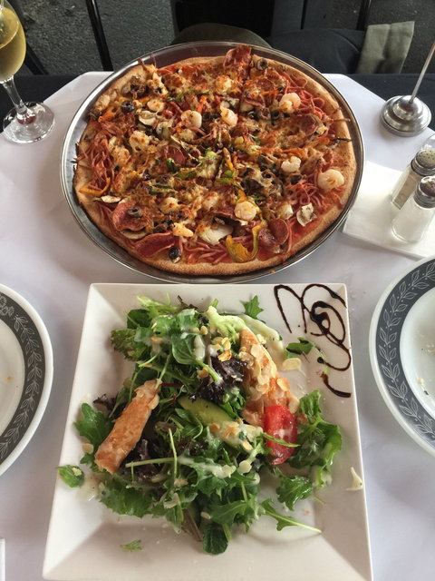 Toto's Pizza House - Northern Rivers Accommodation 22