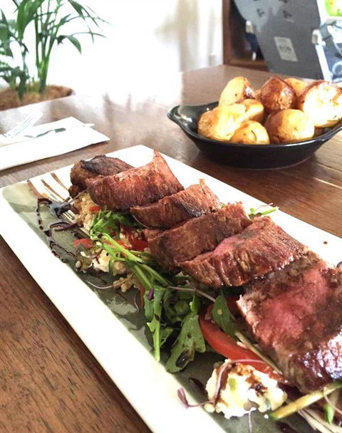 Amongst The Sticks - Northern Rivers Accommodation 11