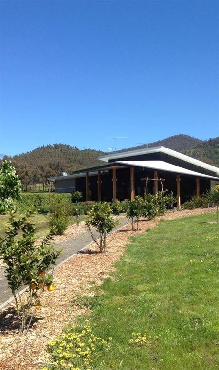 Amongst The Sticks - Northern Rivers Accommodation 2