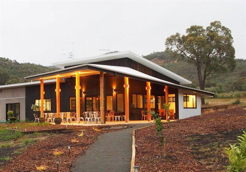 Amongst The Sticks - Northern Rivers Accommodation 3