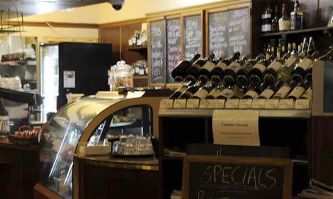 Bon Amici Wine Bar & Cafe - Northern Rivers Accommodation 7