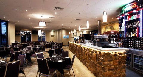 Terranova Bar Restaurant - Northern Rivers Accommodation 8