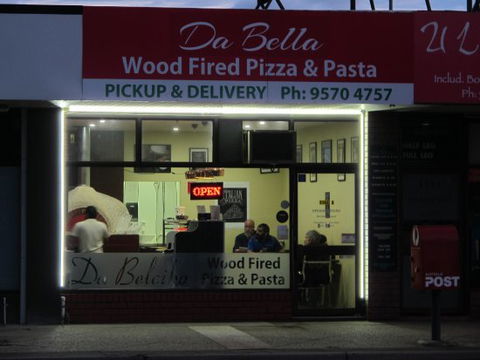 Da Bella Woodfire Pizza - Northern Rivers Accommodation 0