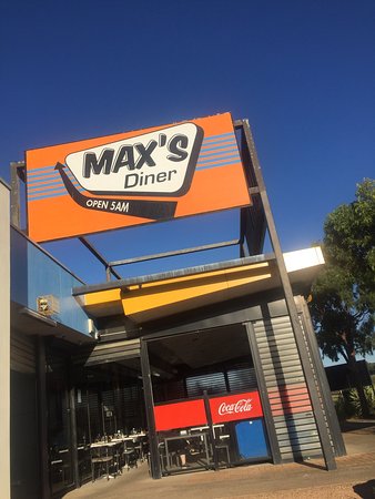 Max's Diner - Northern Rivers Accommodation 0