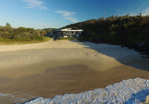 Lighthouse Beach Cafe - Northern Rivers Accommodation 20