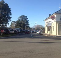 Longwarry Hotel - Northern Rivers Accommodation