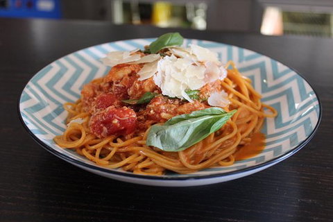 The Surly Goat - Northern Rivers Accommodation 0