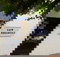Cafe Romantica