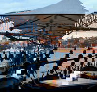 Sydney Cove Oyster Bar - Northern Rivers Accommodation