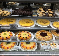 Bonjour Patissarie - Northern Rivers Accommodation
