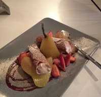 Crate Pizzeria  Wine Bar - Northern Rivers Accommodation