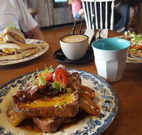 Early bird cafe and kitchen - Northern Rivers Accommodation