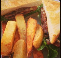 Evolution Cafe and Indian Restaurant - Northern Rivers Accommodation