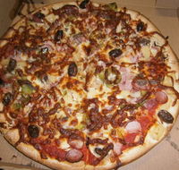 Quinny's Pizza  Pasta - Northern Rivers Accommodation