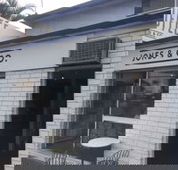 Jones  Co Counter - Northern Rivers Accommodation