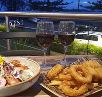 V-Wall Tavern - Northern Rivers Accommodation