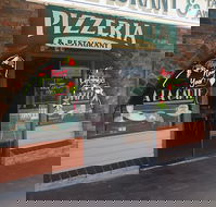 Anna  Sam Pizzeria Restaurant - Northern Rivers Accommodation