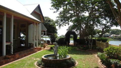 The Old Bank Gladstone - Northern Rivers Accommodation 0