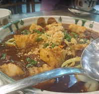 Yat Bun Tong - Northern Rivers Accommodation