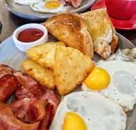 Caph's Restaurant  Cafe Bar - Northern Rivers Accommodation