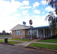 Goolgowi Ex- Servicemen's Memorial Club - Northern Rivers Accommodation