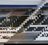 Theos Cafe  Buffet - Northern Rivers Accommodation