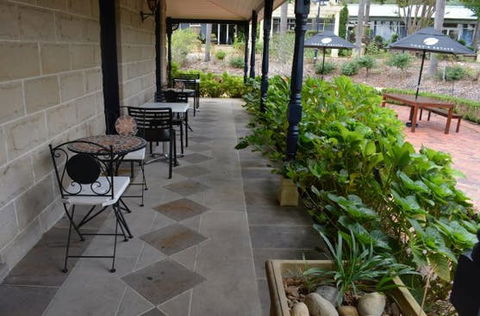 Meze Me Grove - Northern Rivers Accommodation 0